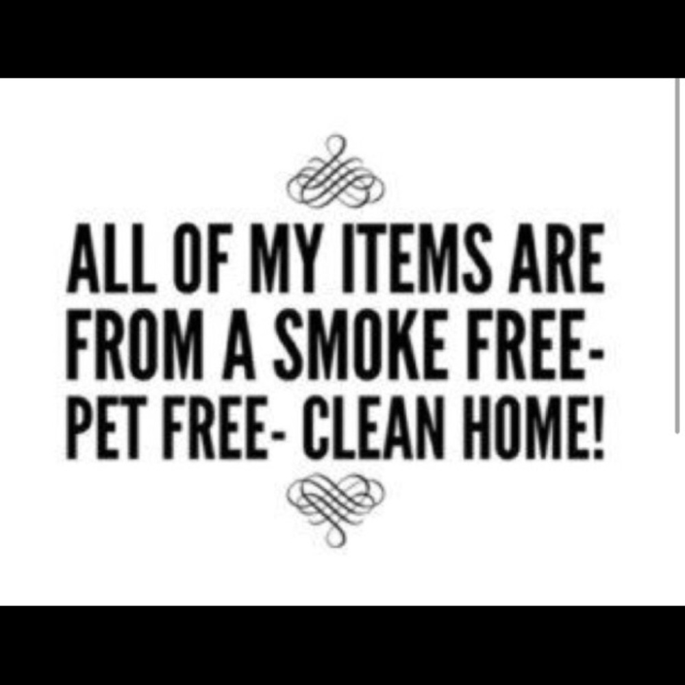 🧼🛁🚭PET/SMOKE-FREE HOME!